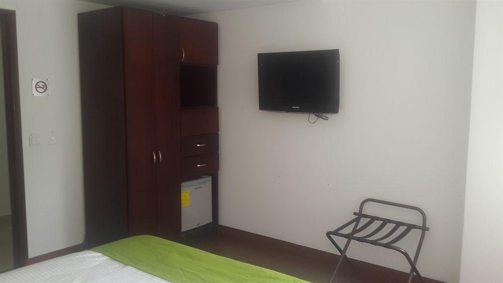 Aparta Hotel Bc Богота Экстерьер фото